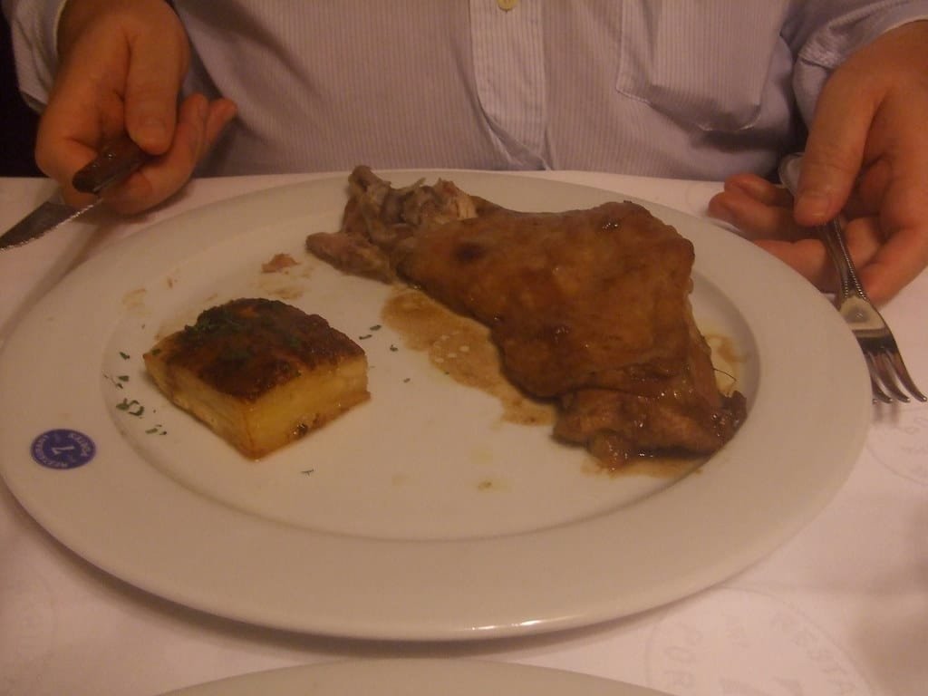 Cabrito asado de la abuela