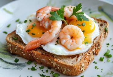 Huevos escalfados con gambas Huevos escalfados con gambas