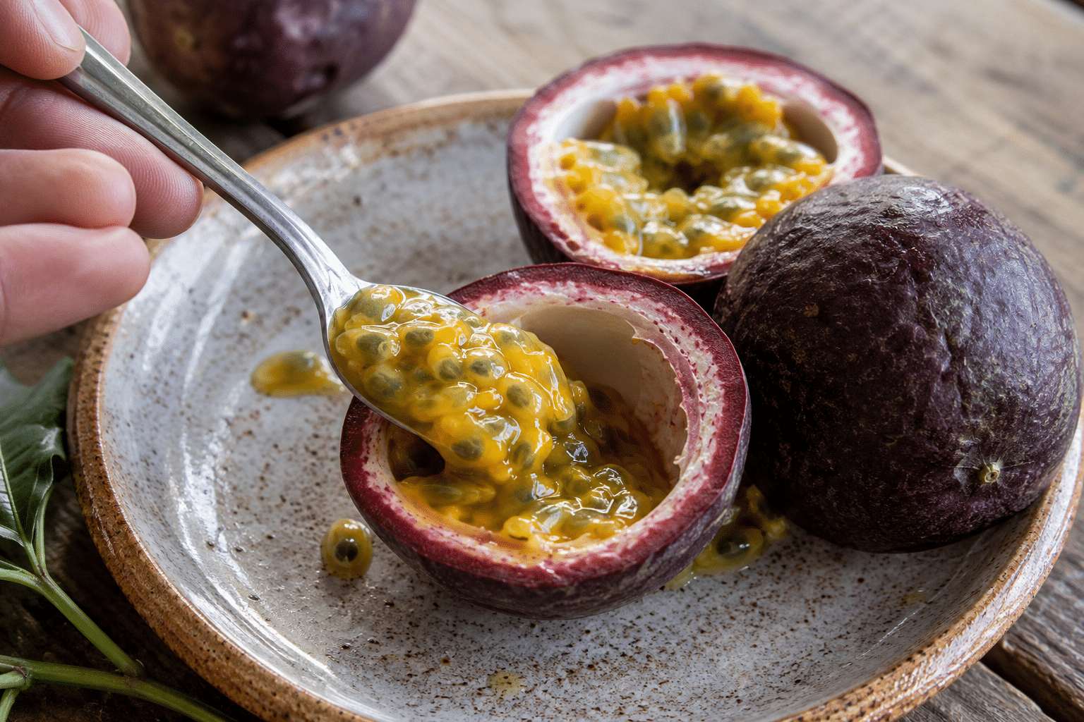 Fruta de la pasion Cómo se come la fruta de la pasión